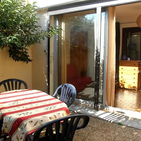 Hameau 209 *